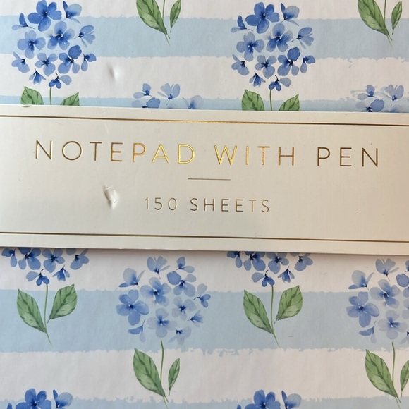 Floral Notepad with Pen 150 sheets blue and white hydrangeas - Picture 16 of 16